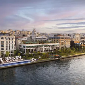 The Peninsula Hotel